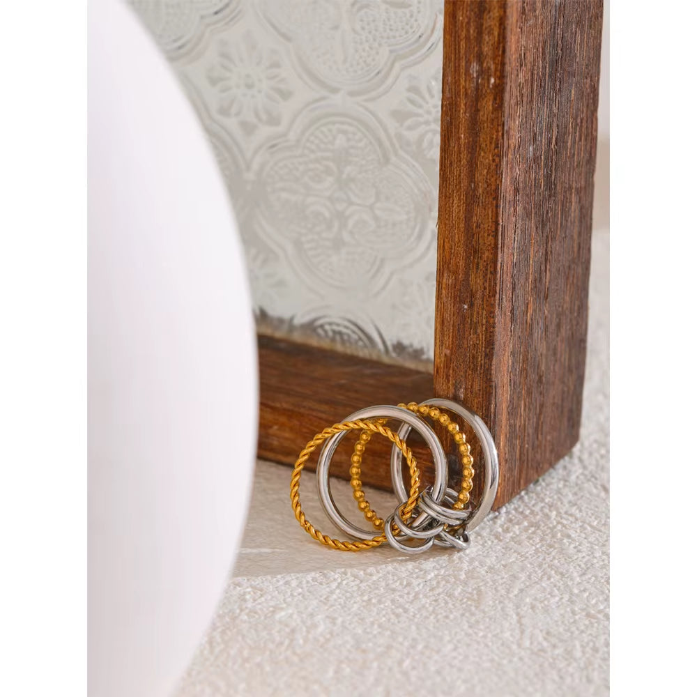 678# Distinctive Stainless Steel Metal Four Finger Stacking Ring Waterproof Charm Trendy Unusual Jewelry Accessories
