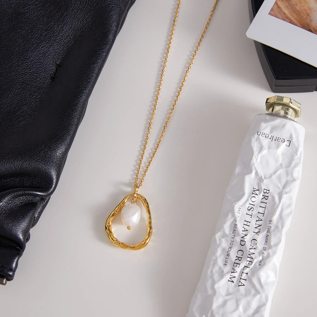 Bea Necklace 