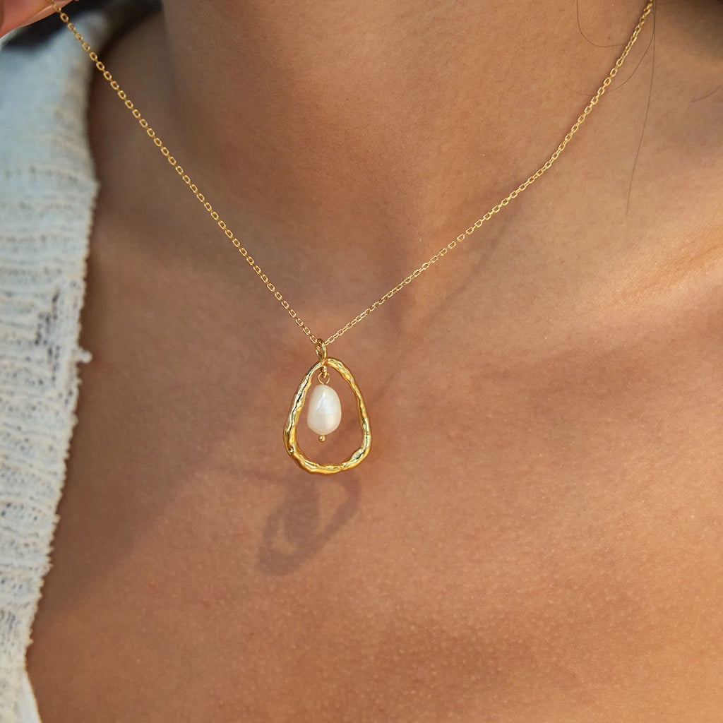Bea Necklace 