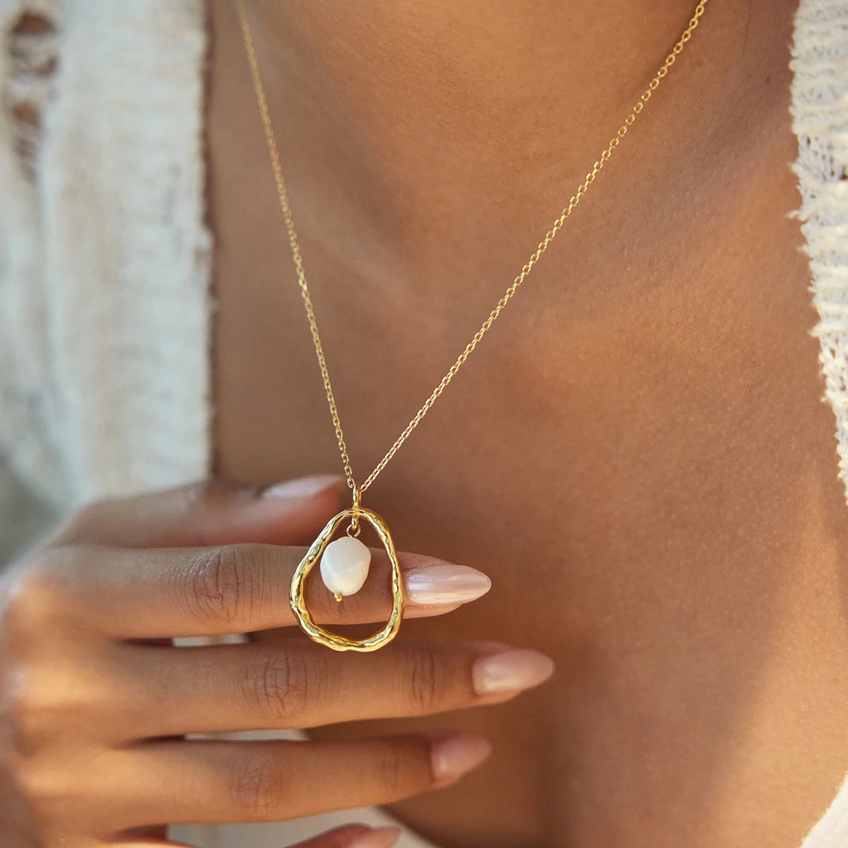 Bea Necklace 