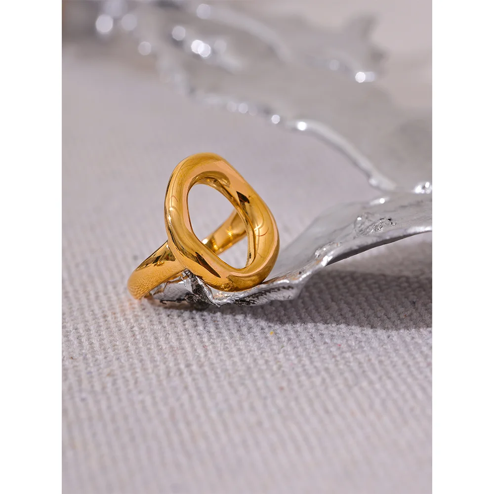 Madeline Ring